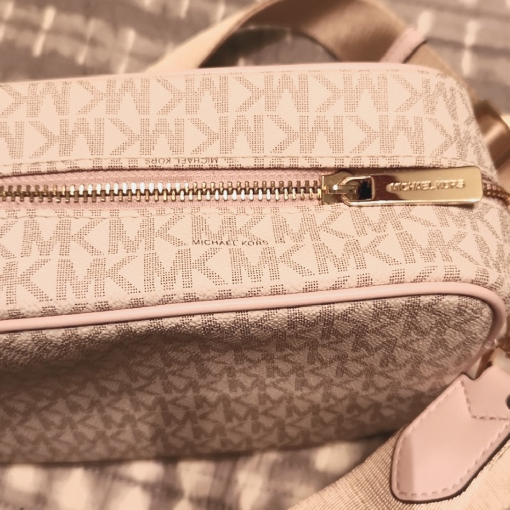 Purse - Picture 10 of 11